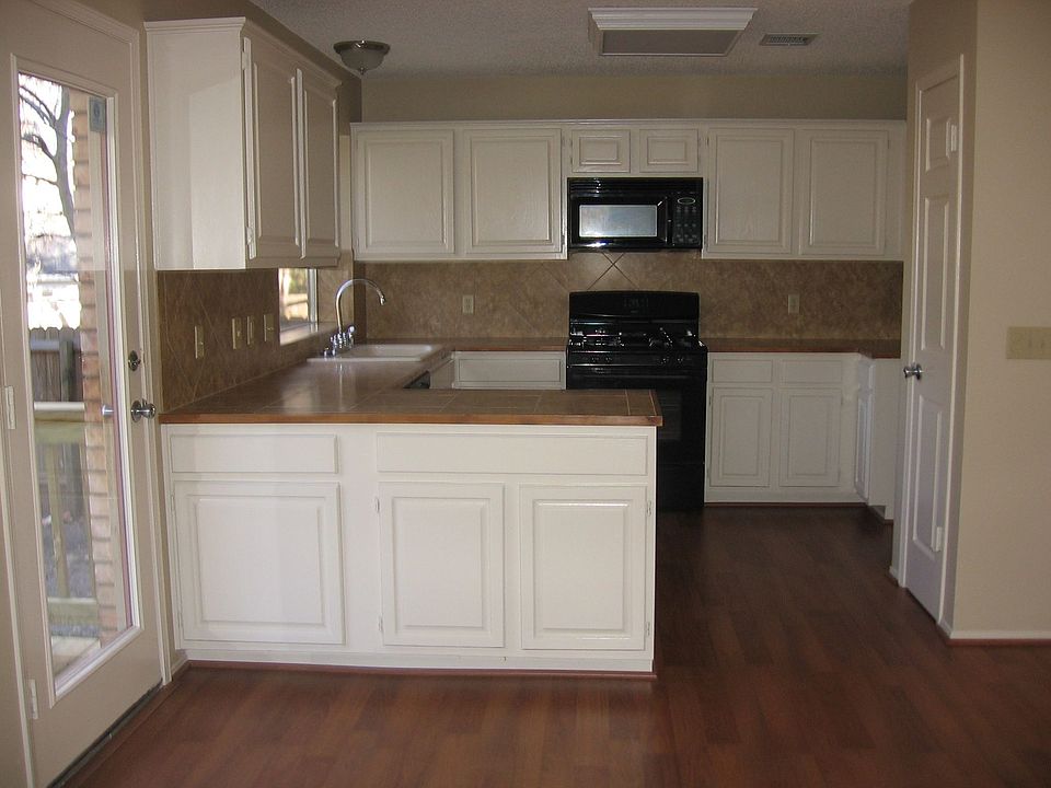 Open kitchen