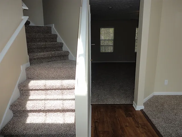 3711 Crescent Hill Ln NW — Photo 7