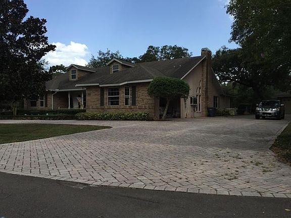 4th image of 11 Pine Forest Cir