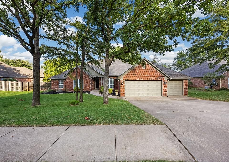 1st image of 2617 Ashebriar Ln