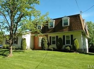 1408 Stones Crossing Rd, Easton, PA 18045