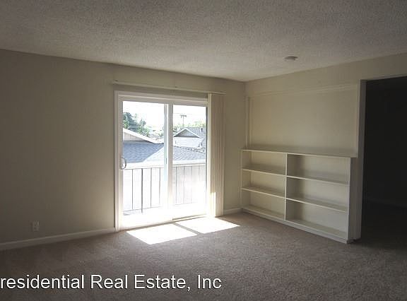 3rd image of 110 Roundtable Dr APT 23-3