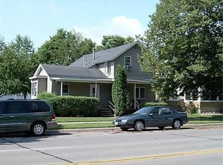 413 E Broadway St #3, Winona, MN 55987