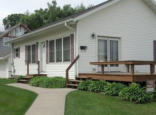 401 W Clinton Ave, Indianola, IA 50125
