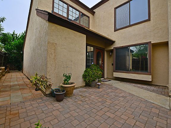 4th image of 880 Venice Gln