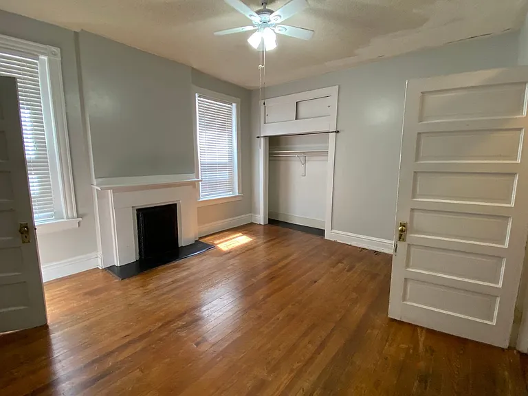 1263 W Cary St — Photo 6