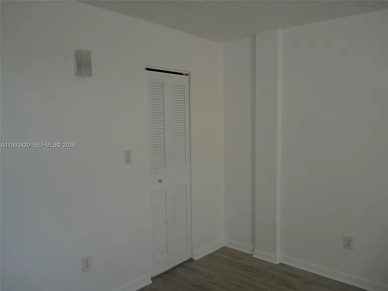 14611 N Kendall Dr #304L — Photo 30
