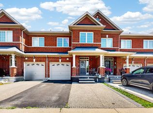 30 Pendulum Cir, Brampton, ON L6R 3N6