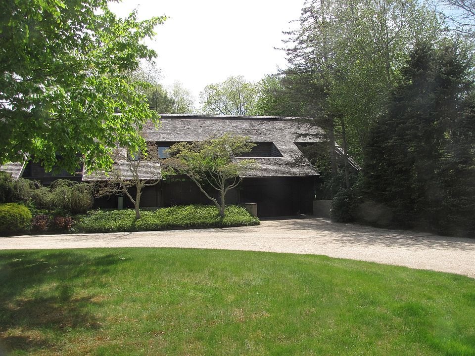 1st image of 6 Palomino Ct