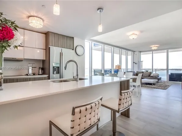 600 NE 27th St APT 3501, Miami, FL 33137