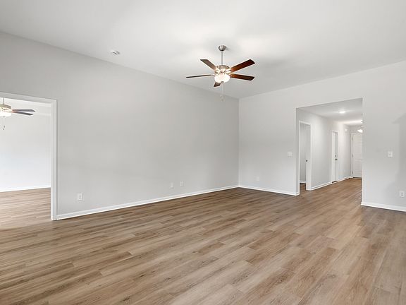 3rd image of 948 Woodside Dr. Lot 152 Sunset