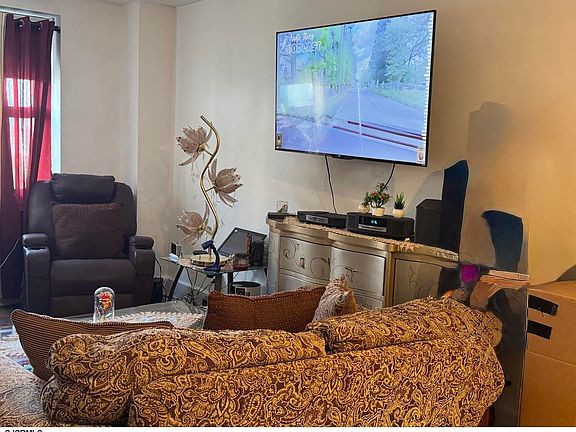 4th image of 101 S Raleigh Ave APT 827