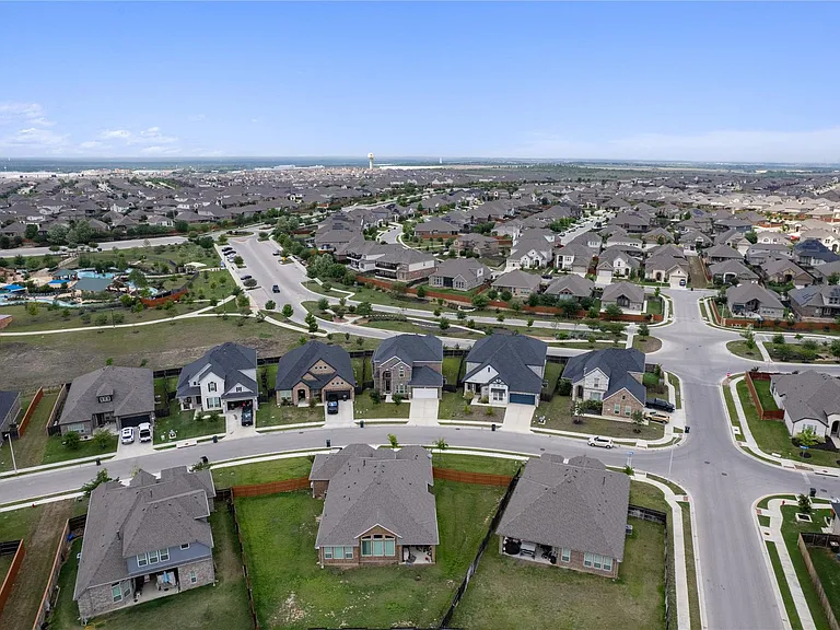 130 Wild Pecan Loop — Photo 31