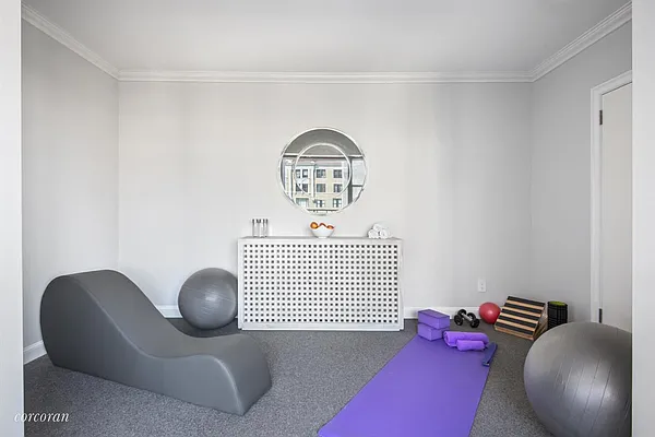 Sold by Corcoran | media 25