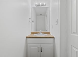305 Whitehall Ct, Clayton, NC 27520