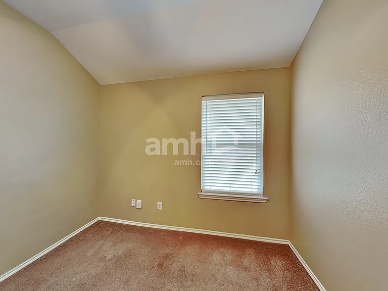 2729 Lone Ranger Trl — Photo 18