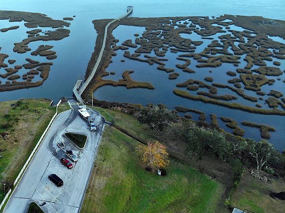 Community ramp & pier