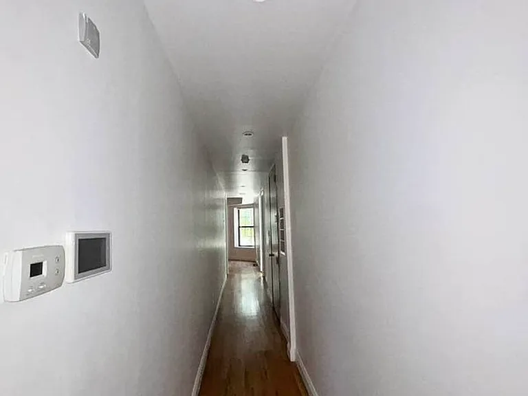 70 Herkimer St #5 — Photo 12