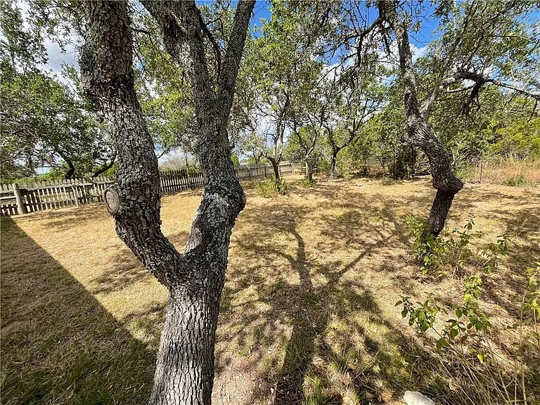 10501 Hill Country Skyline — Photo 28