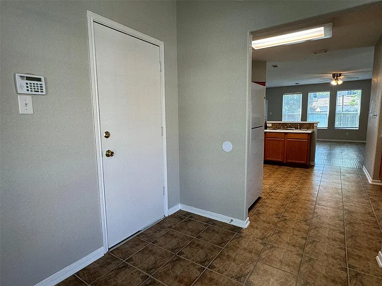 19543 Clevera Walk Ln — Photo 16