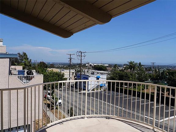 4th image of 2735 E Hill St #2735