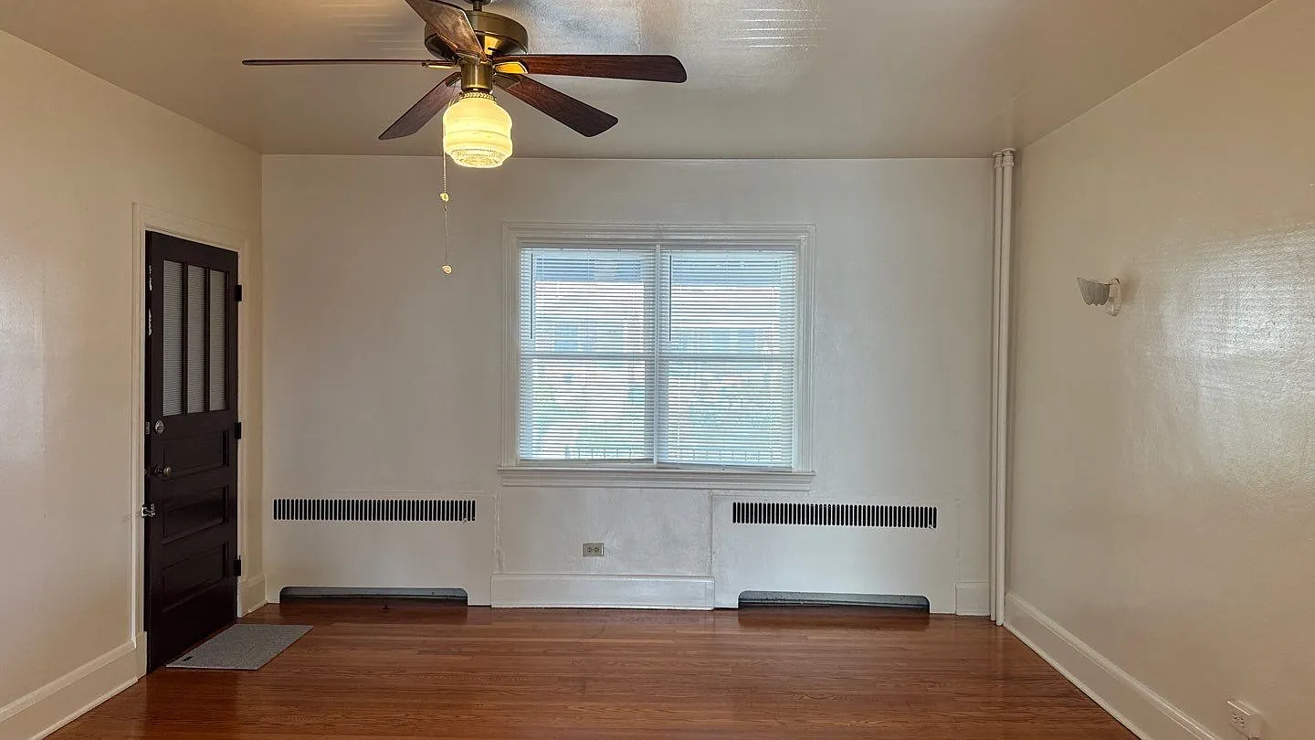 1 Bedroom 1 Bath Apt. — Photo 4
