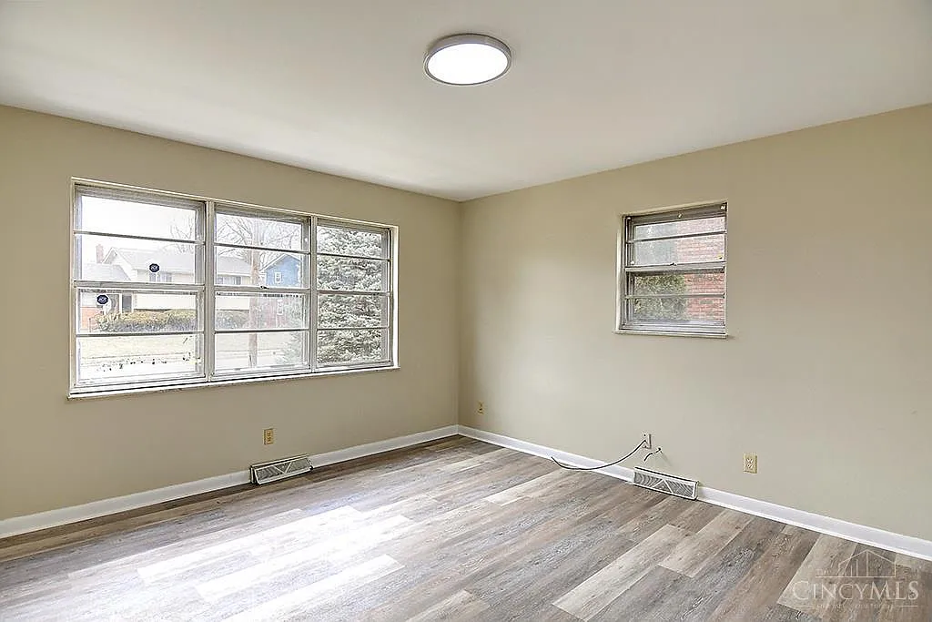 2 bed, 900 sqft, $1,250 — Photo 2