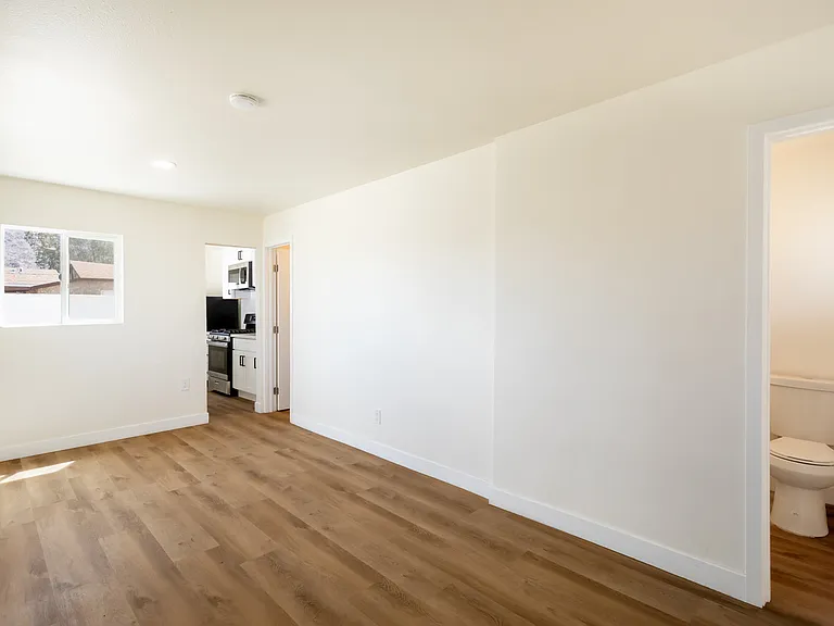 6563 Oasis Ave #4 — Photo 12