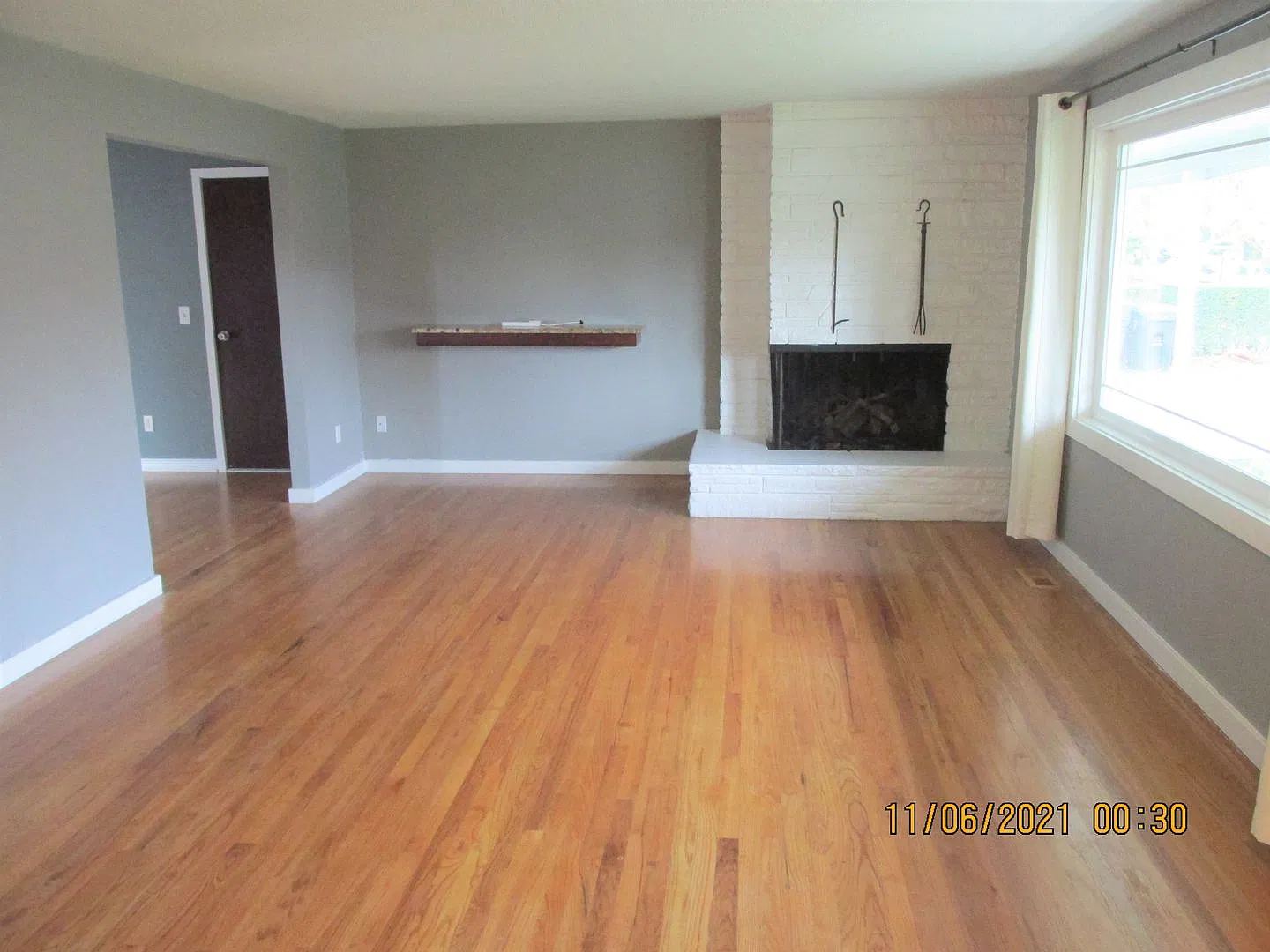 Large home on .26 acre Lot ! 4 BR 2 bth + garage + shed _+ AC ~ Great Neighborhood ! — Photo 3