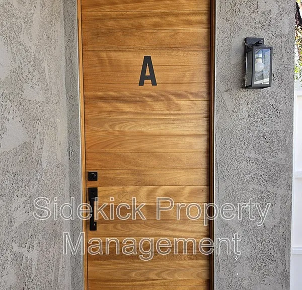 432 W Garfield Ave #A — Photo 2