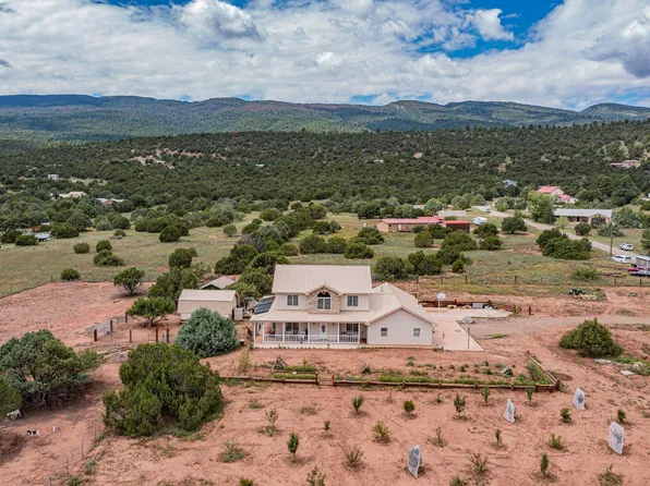 8 Melcor De Canoncito Rd, Cedar Crest, NM 87008