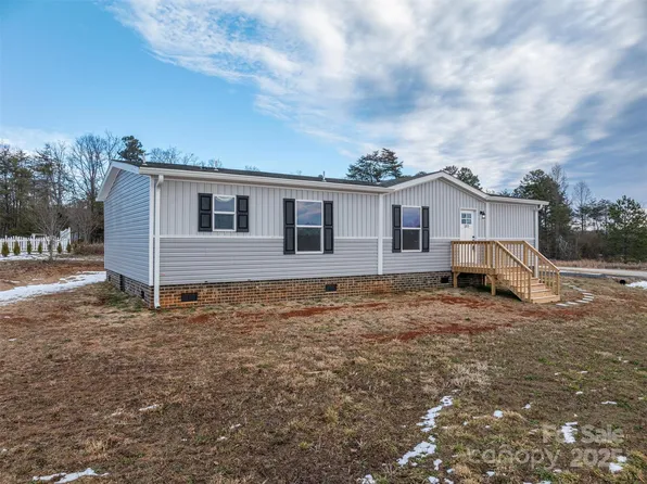 203 Grassy Field Ct #27, Lawndale, NC 28090