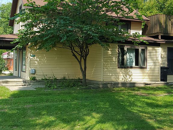 2nd image of 926 Goshen Ave