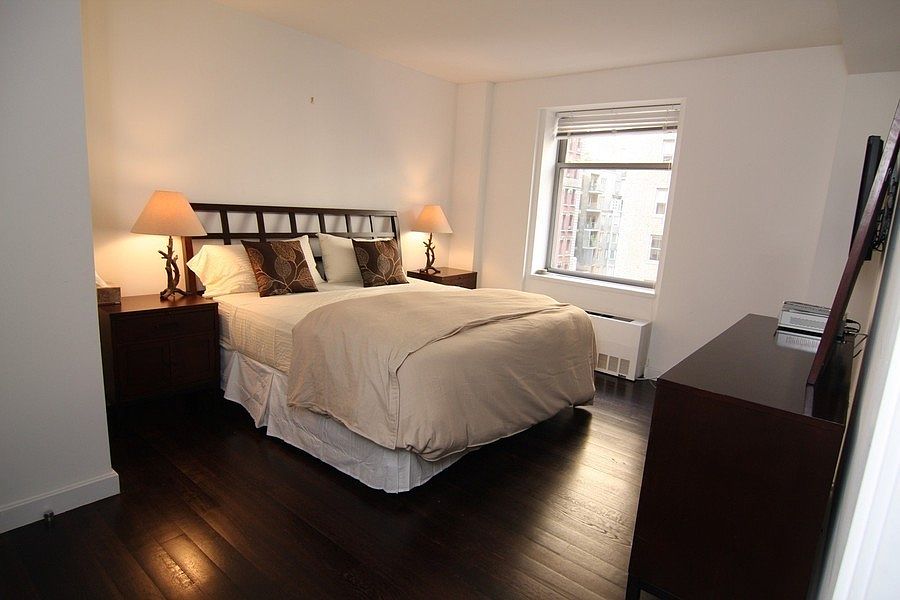 1st image of 100 W 58th St APT 7C
