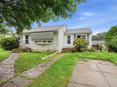 51 Argonne St, Johnston, RI, 02919