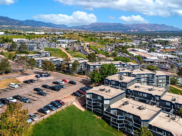 Kalo Ivywild Exterior