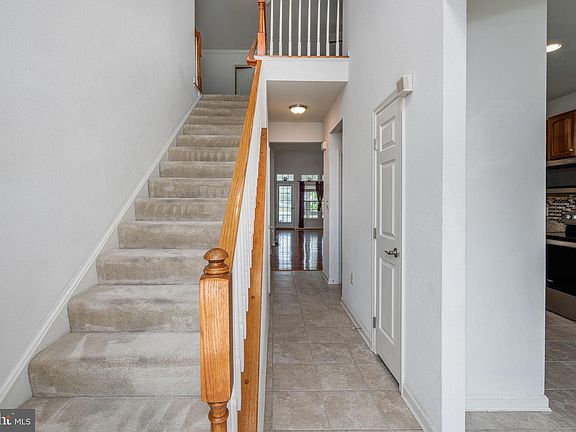 5th image of 12 Juniper Ct #63