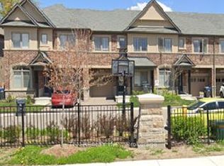 39 Oliana Way, Brampton, ON L6Y6G8