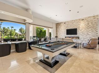 334 Crest Lake Dr, Palm Desert, CA 92211