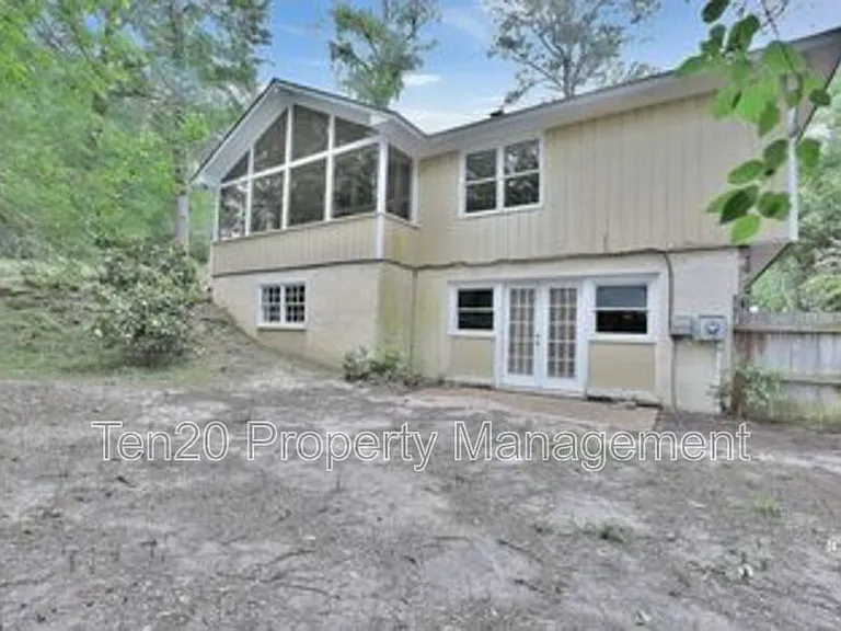4720 Shenandoah Ct — Photo 24