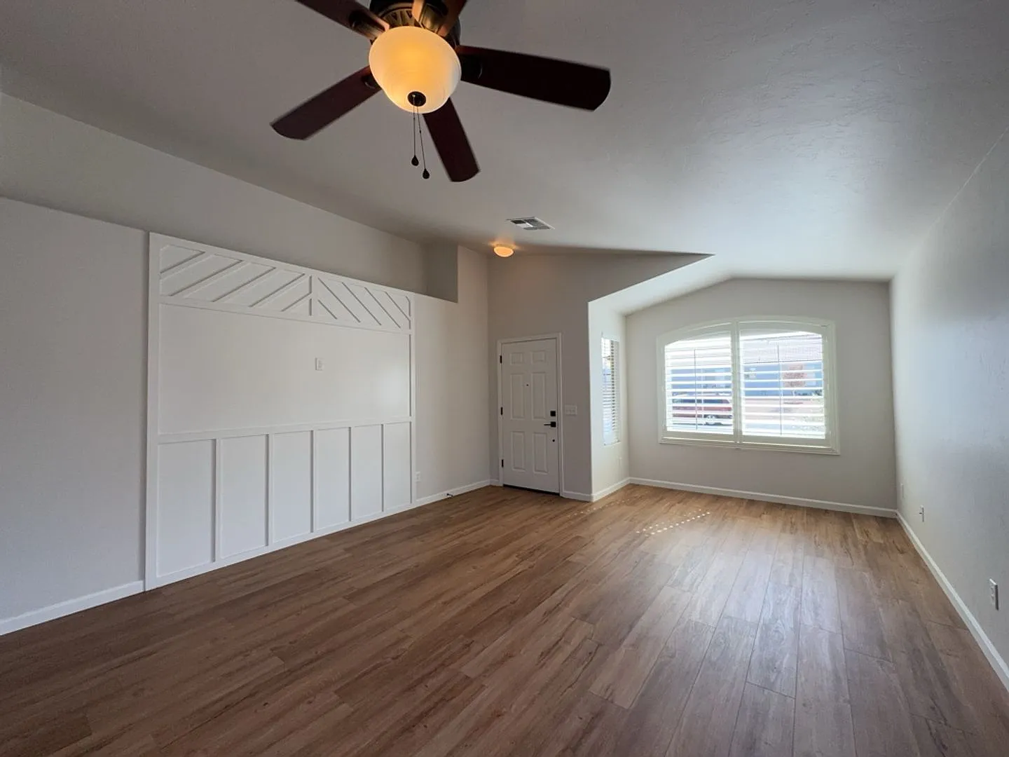 Beautiful 4-Bedroom Home for Rent! — Photo 3
