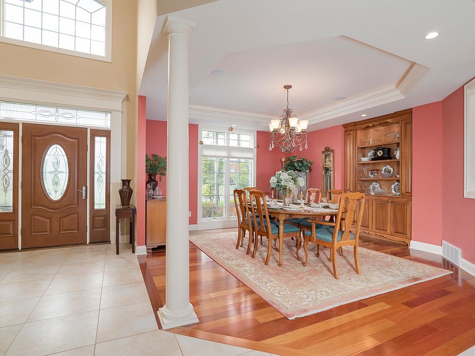 60 Birdsong Pkwy, Orchard Park, NY 14127 Zillow