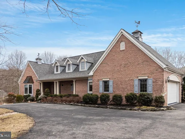 6035 Bibury Ln, La Plata, MD 20646