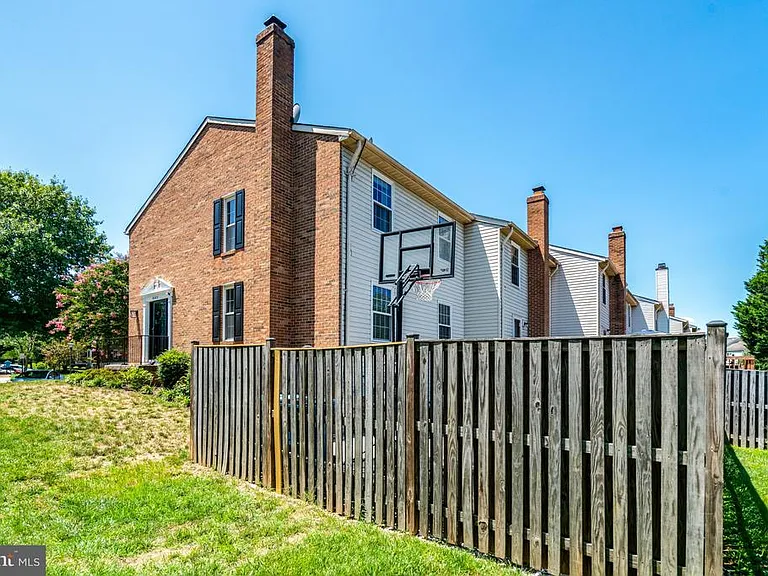 6063 Hydrangea Dr — Photo 51