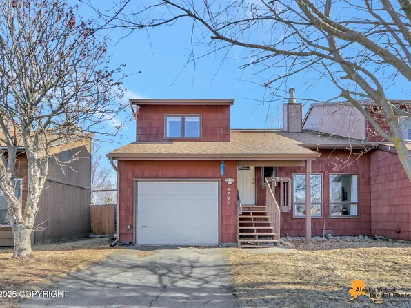 8721 Beachwood Dr, Anchorage, AK 99502