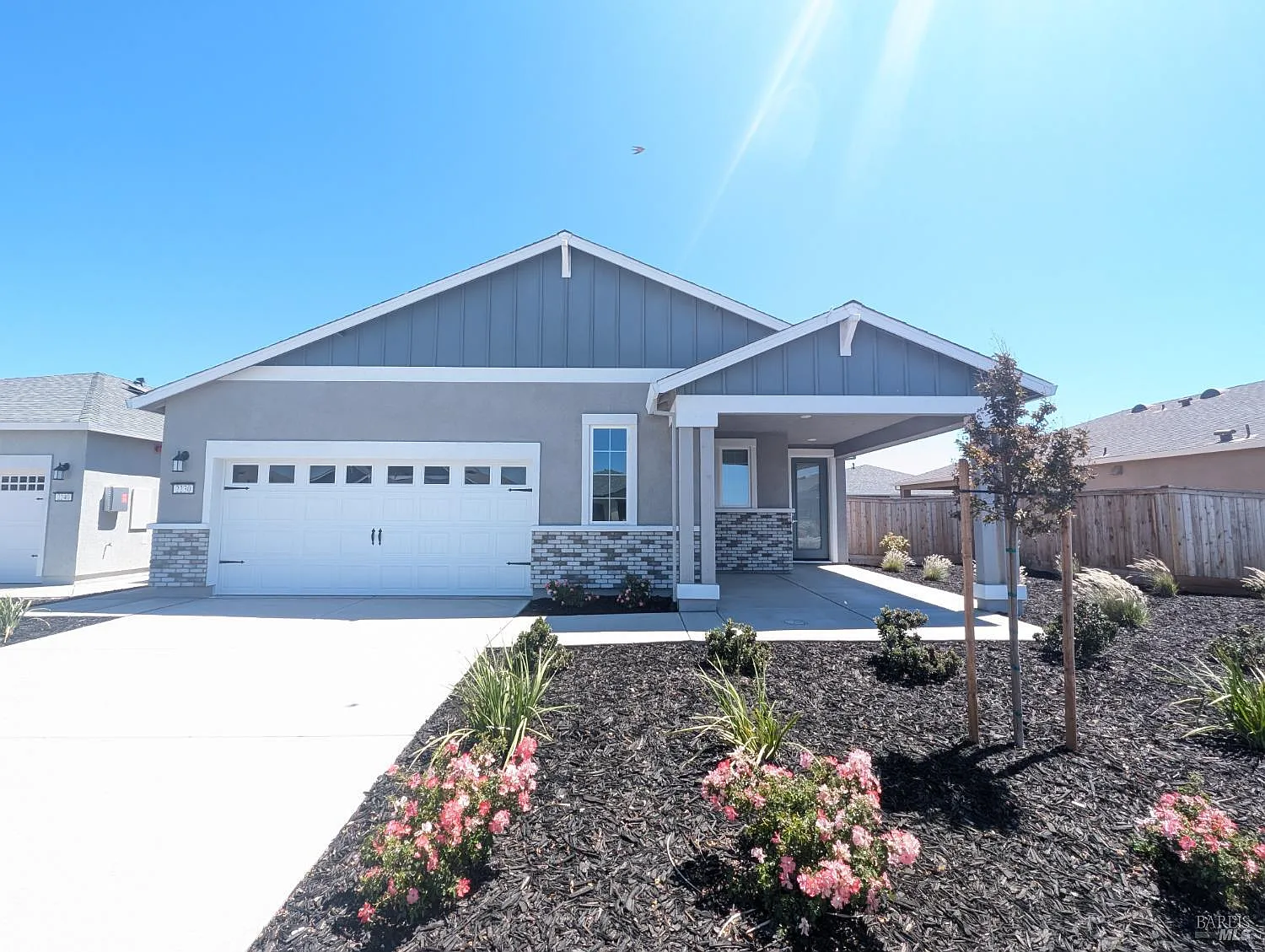 2230 Espana Lane photo 1