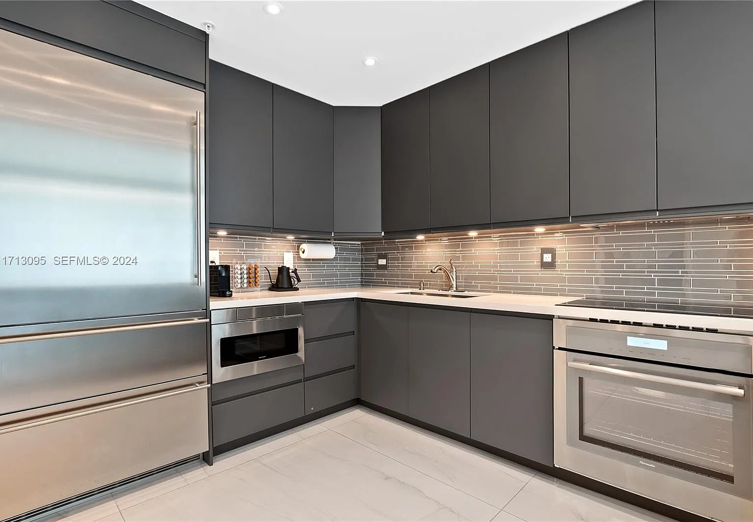 2 bed, 1530 sqft, $13,500 — Photo 4
