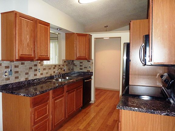 4th image of 267 Rocky Fork Dr S