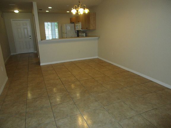 3rd image of 1328 SE 8th Ave #202