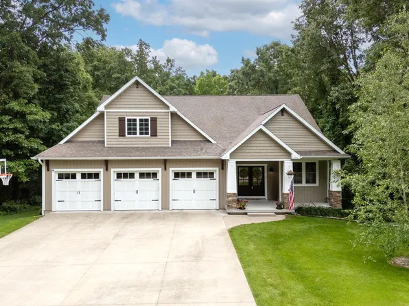 7839 Harvest Hill Ln, Kalamazoo, MI 49009